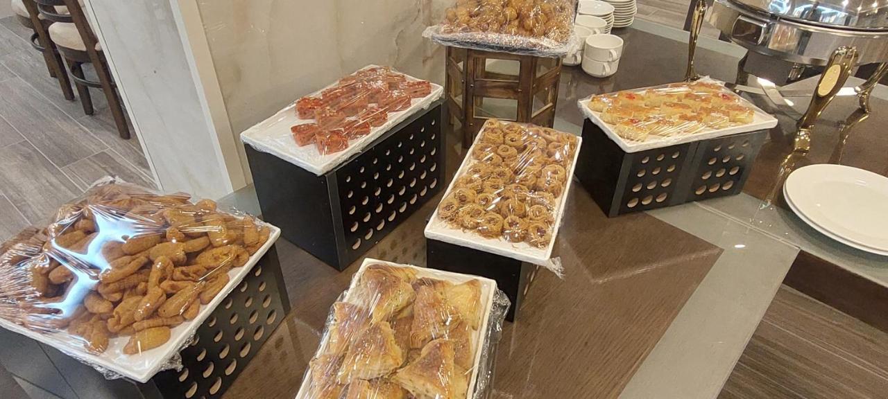 Petra Elite Hotel 와디무사 외부 사진