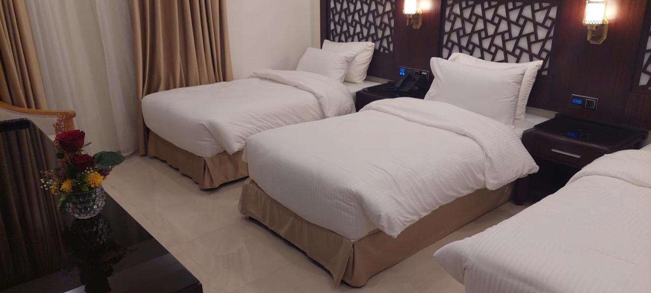 Petra Elite Hotel 와디무사 외부 사진