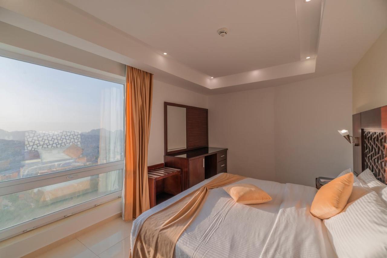 Petra Elite Hotel 와디무사 외부 사진