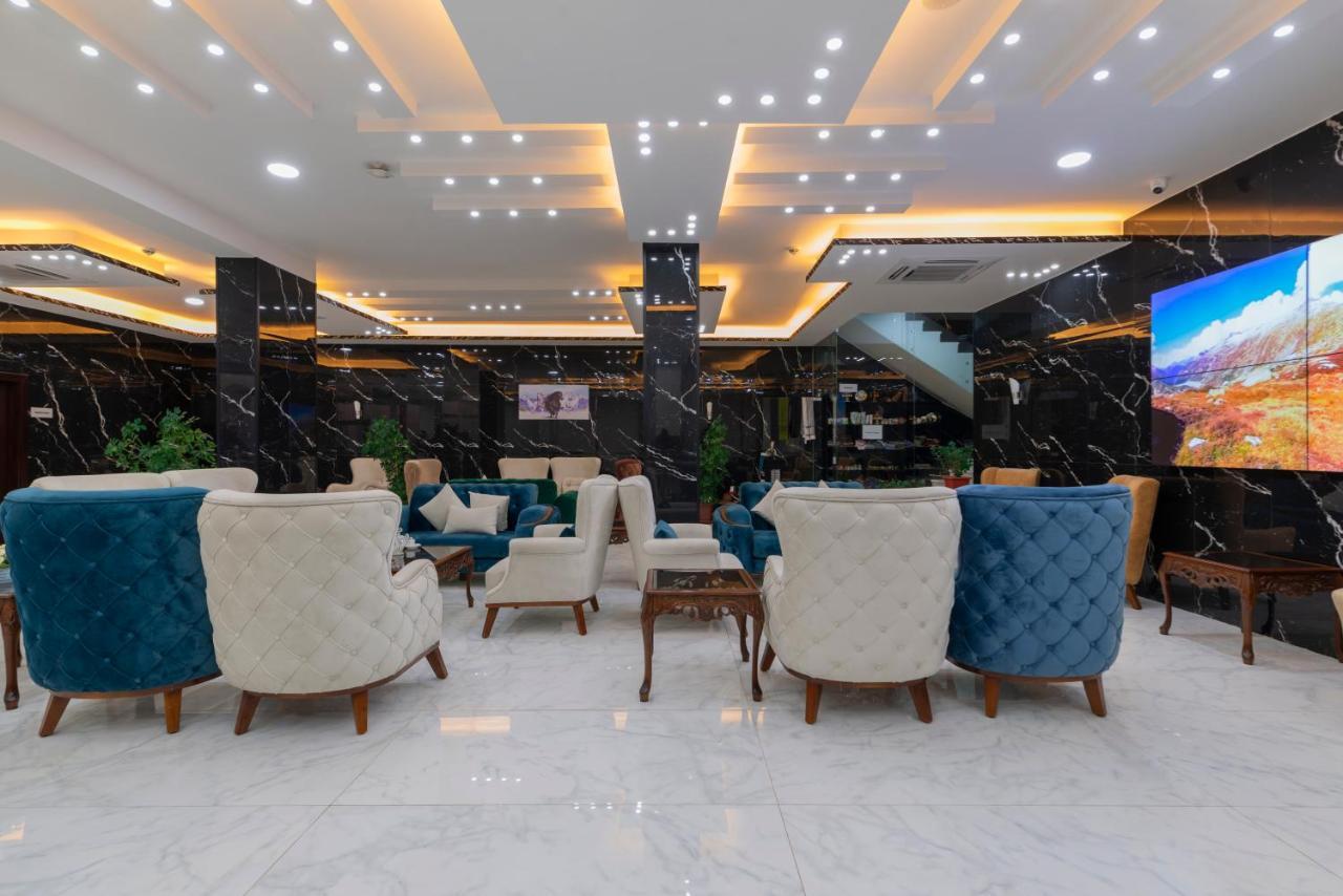 Petra Elite Hotel 와디무사 외부 사진